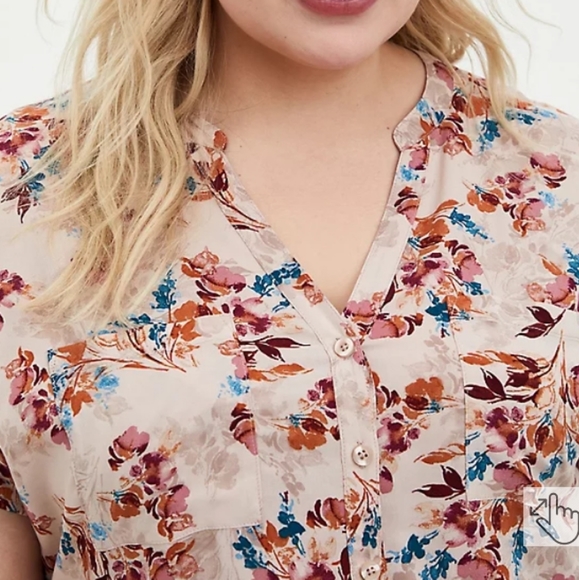 Torrid light taupe floral challis dolman blouse - Picture 2 of 5